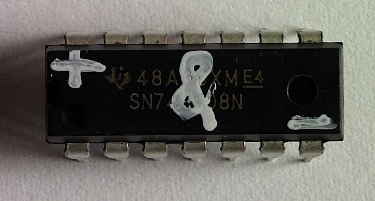 Chip mit vier UND-Gattern